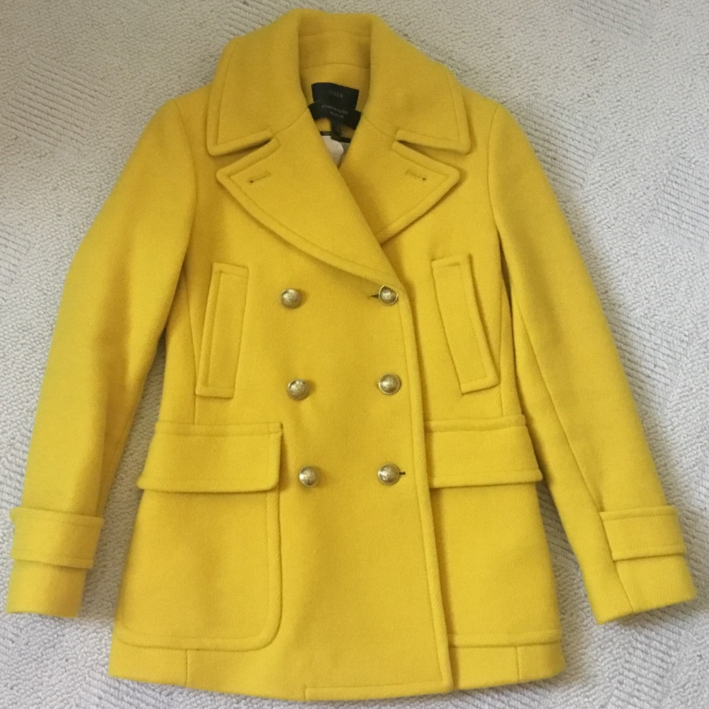 Lemony yellow short coat 🧥 - Picture 2 of 8